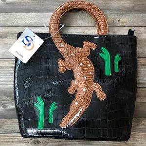 🐊Sandol Alligator Handbag